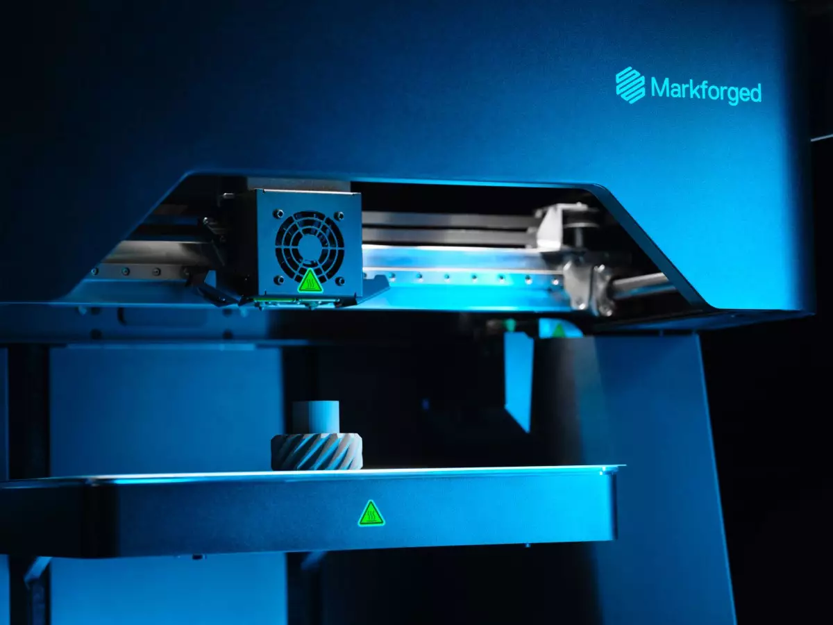 Markforged Introduces Metal Printing Capabilities to FX10 Machine