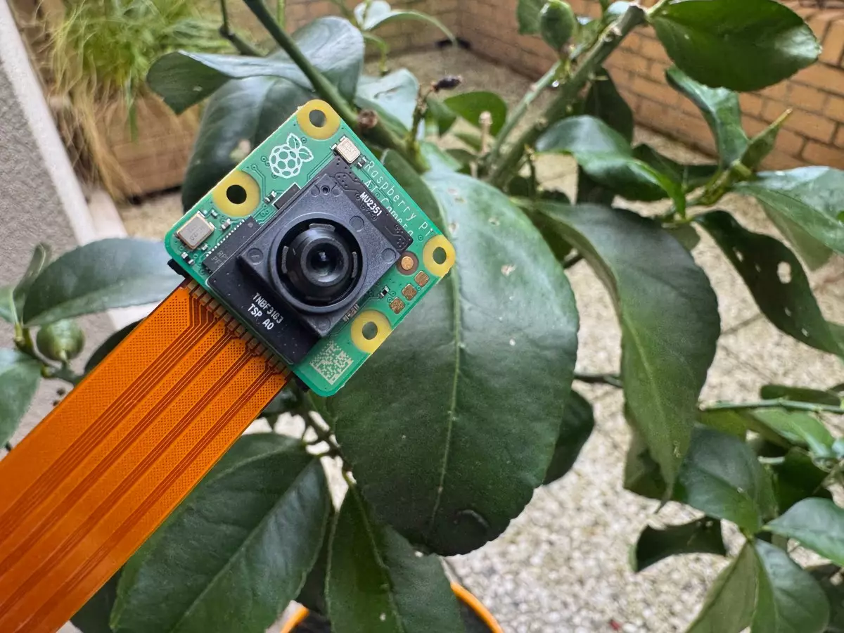 Raspberry Pi AI Camera: Revolutionizing Image Processing with On-Board AI