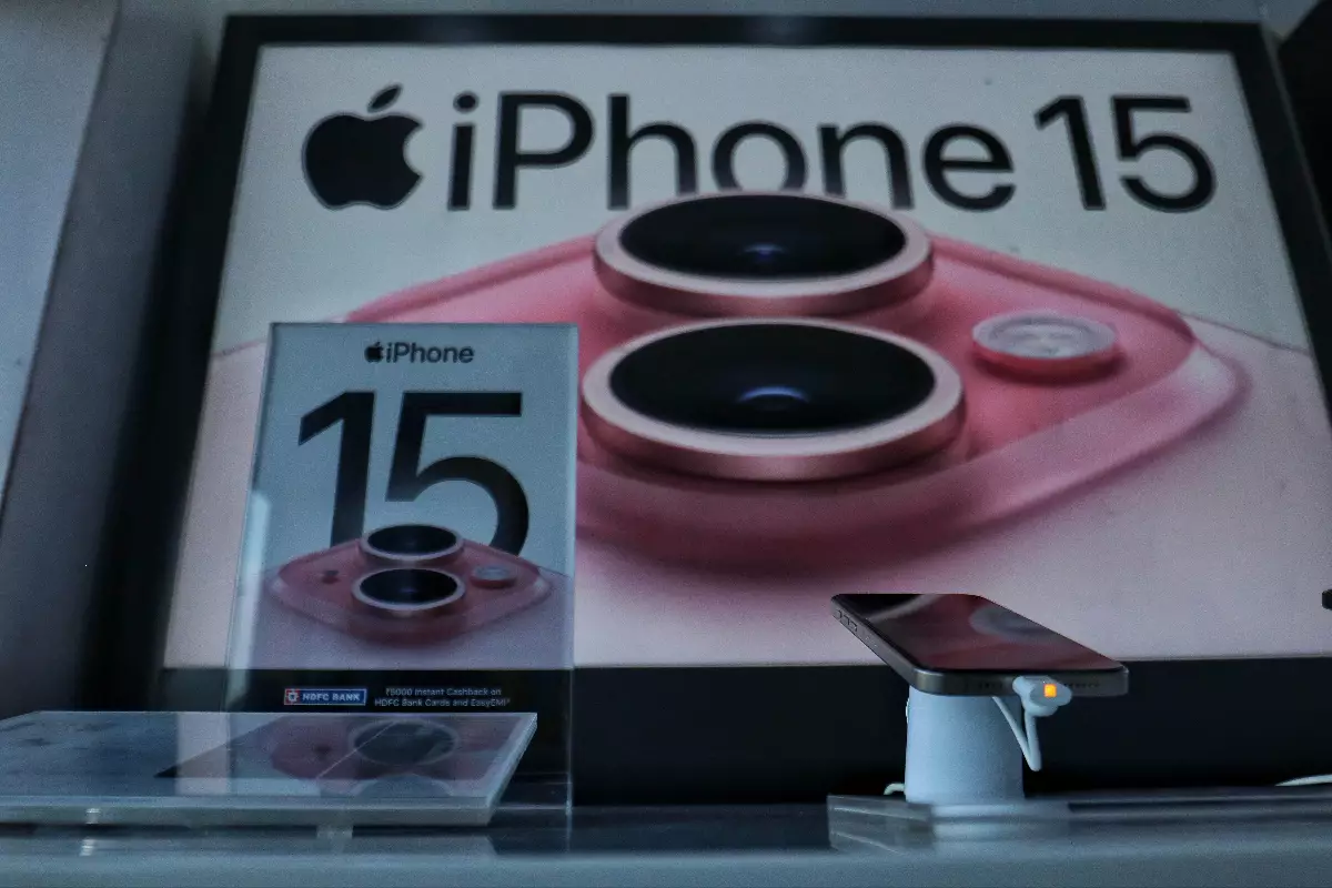 Strategic Manufacturing Shifts: Apple’s Bold Move and Trump’s Challenge