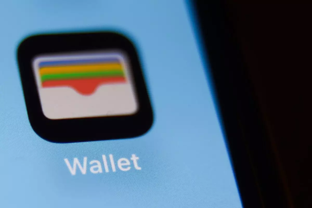 Disruption or Innovation? Apple’s Wallet Advertising Dilemma