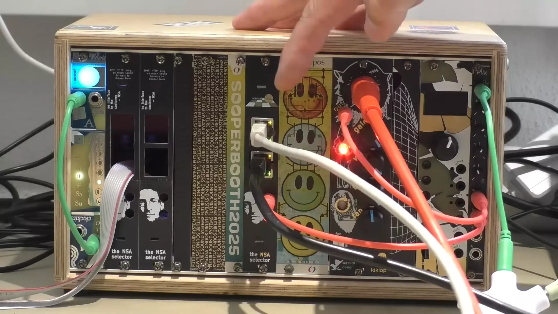 Unleashing Chaos: The Revolutionary Potential of the NSA Selector in Modular Synthesis